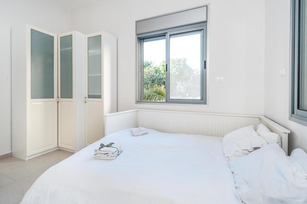 Lovely 1Bd W/ Private Balcony By Sea N' Rent เทลอาวีฟ ภายนอก รูปภาพ